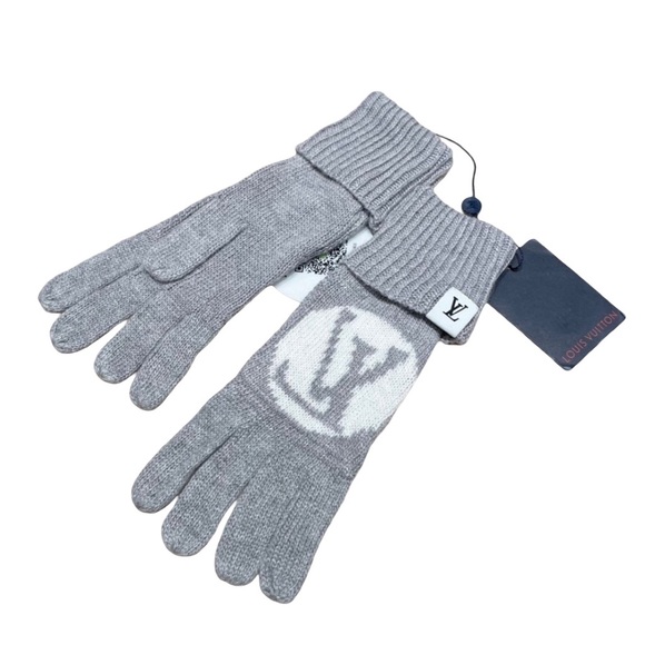LV Medallion Grey Gloves - Picture 2 of 8